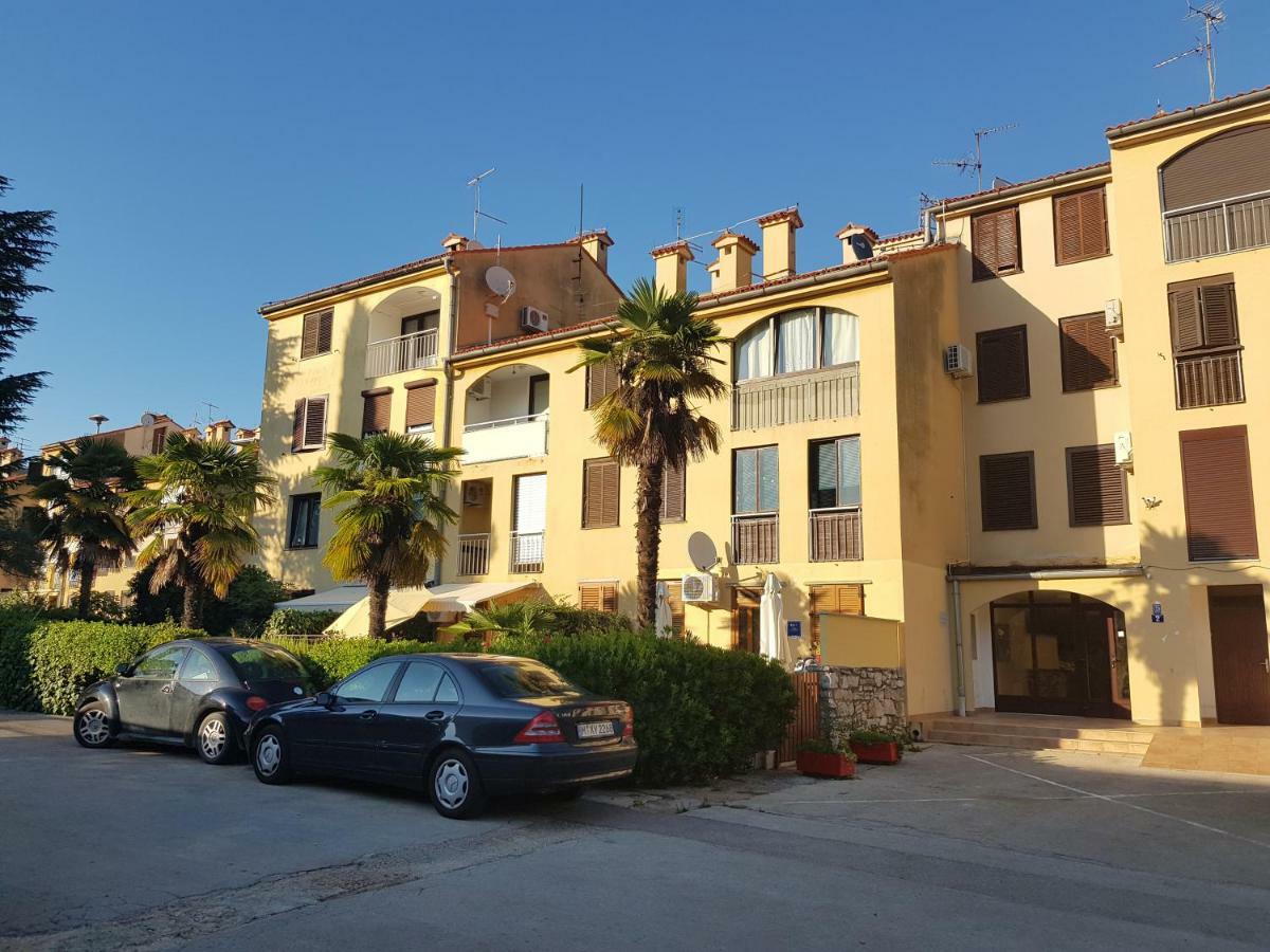App Mirjana Apartment Novigrad  Luaran gambar